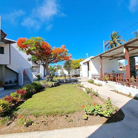 Hostal Tero Real Puerto Villamil Exteriör bild
