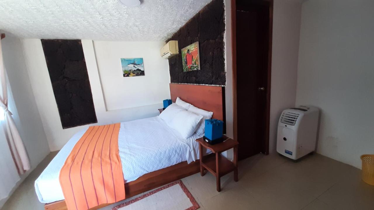Hostal Tero Real Puerto Villamil Exteriör bild
