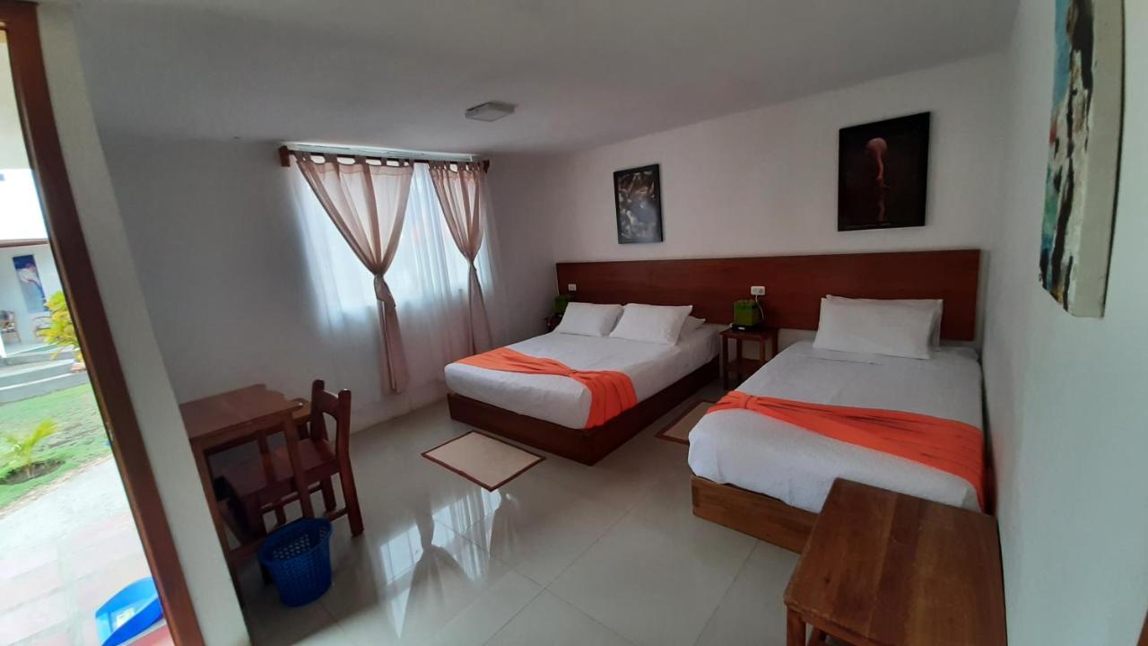 Hostal Tero Real Puerto Villamil Exteriör bild