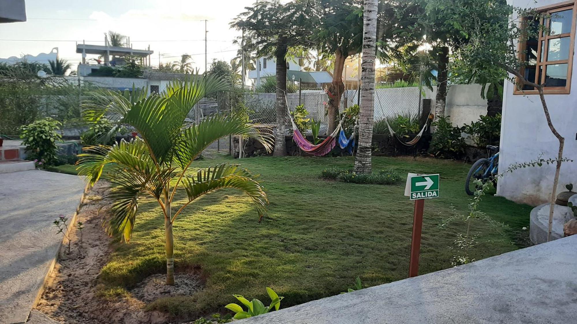 Hostal Tero Real Puerto Villamil Exteriör bild